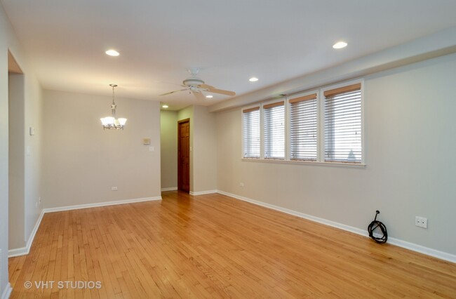 Dining Area - 125 Callan Ave