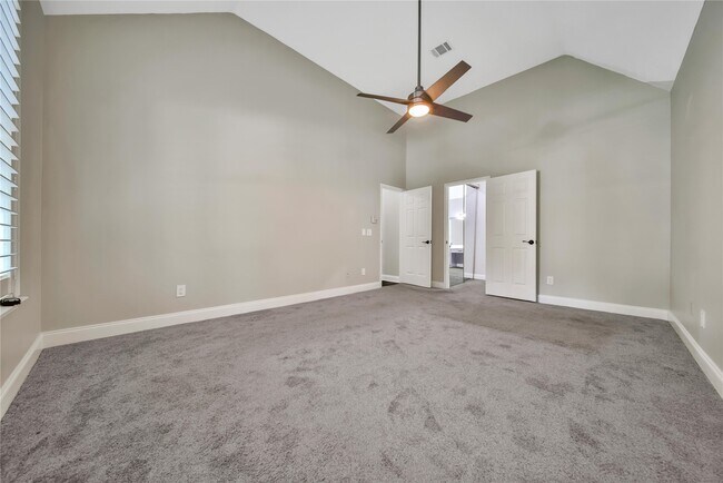 Building Photo - 11 Windledge Pl