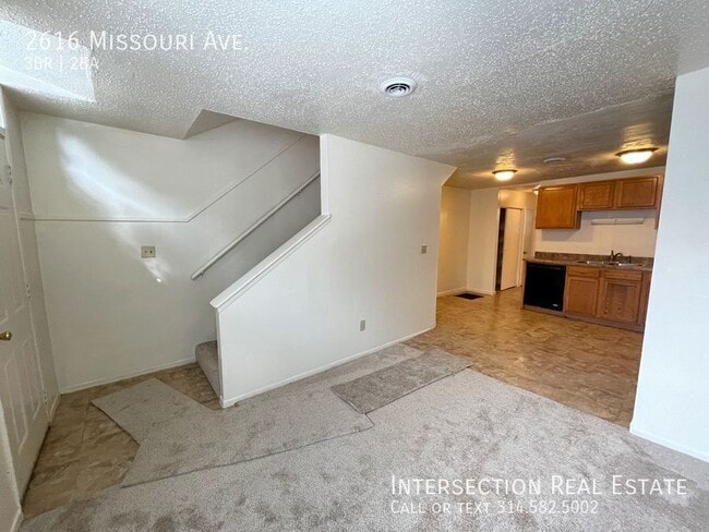 Building Photo - 2616 Missouri Ave