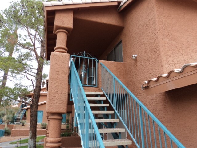 Building Photo - 930 Mesquite Springs Dr