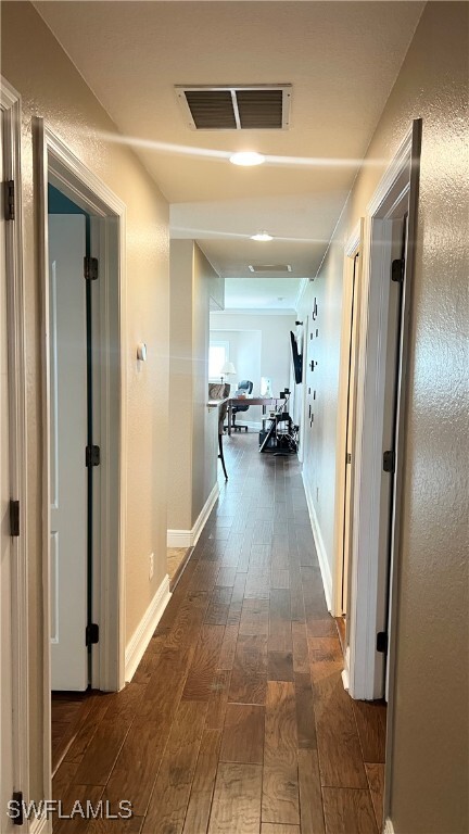 Building Photo - 12111 Santaluz Dr