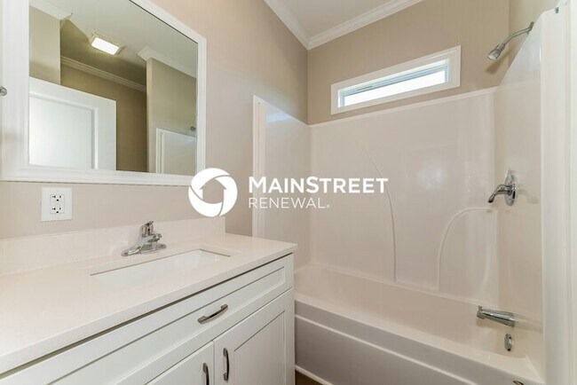 Building Photo - 3 Bedroom Pet-Friendly Home in North Port, FL with Main Street Renewal