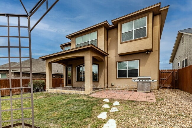 Building Photo - 6126 Lowrie