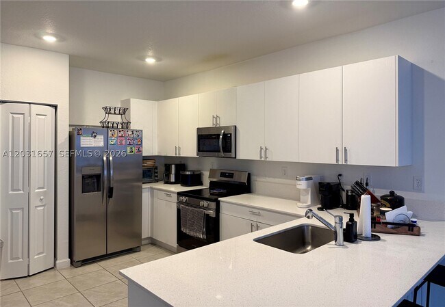 Building Photo - 23049 SW 129th Ave