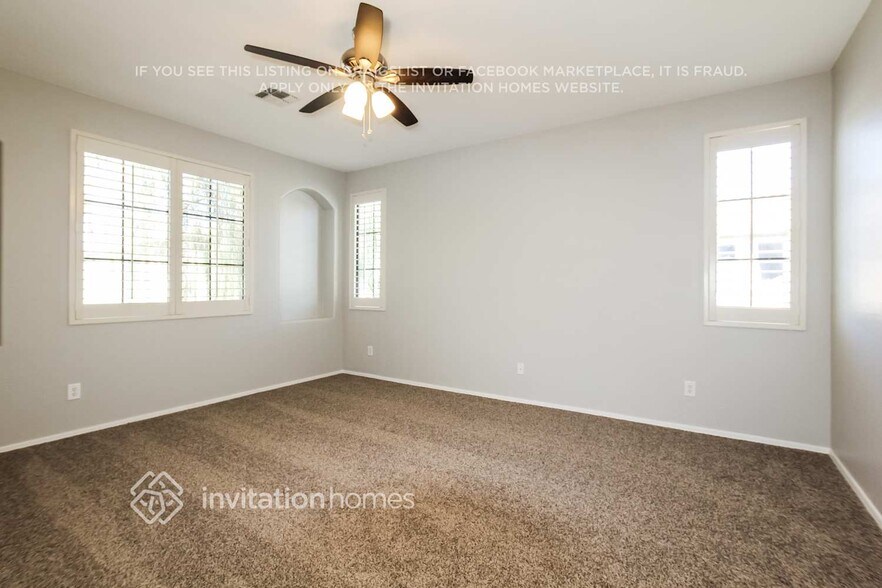 Building Photo - 2388 W Dusty Wren Dr