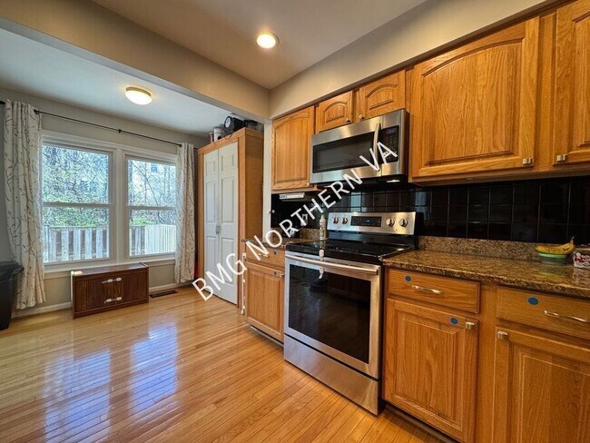 Building Photo - 6038 Rockton Ct