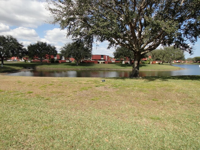 Building Photo - 3679 Victoria Dr