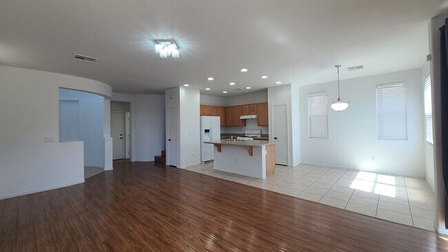 Building Photo - 3 Bedroom home in Southwest Las Vegas