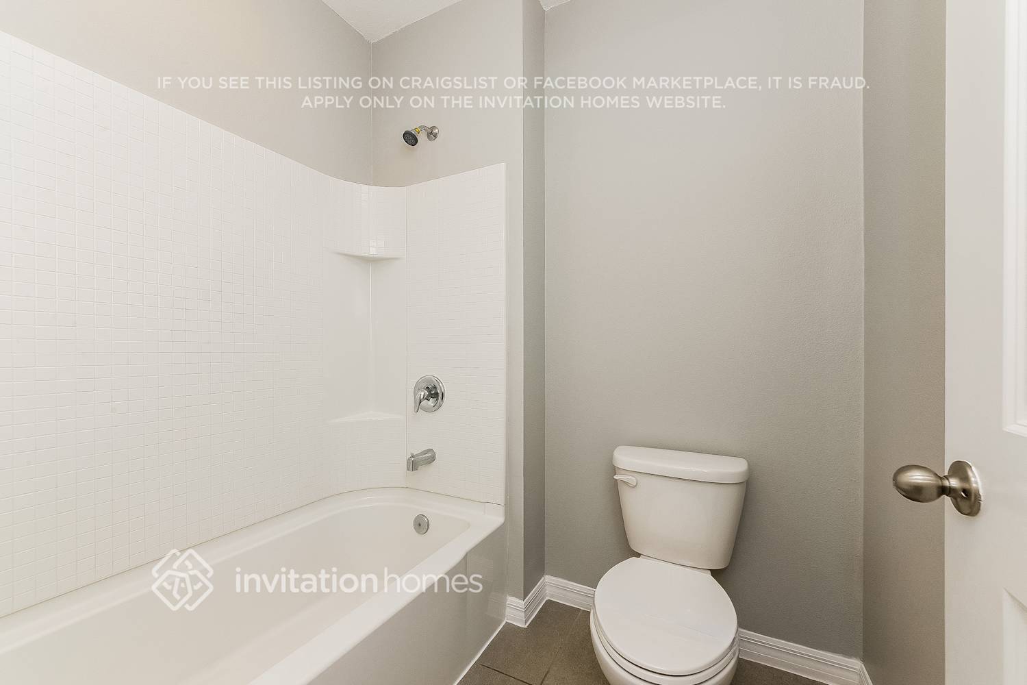 Building Photo - 5009 Blue Willow Wy