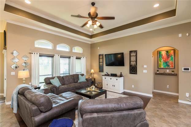 Building Photo - 15134 Barataria Dr