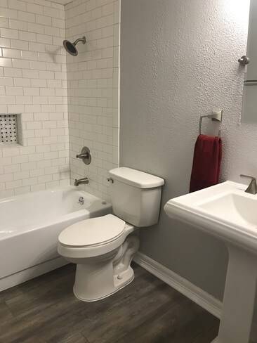 Building Photo - 4200 Watson St