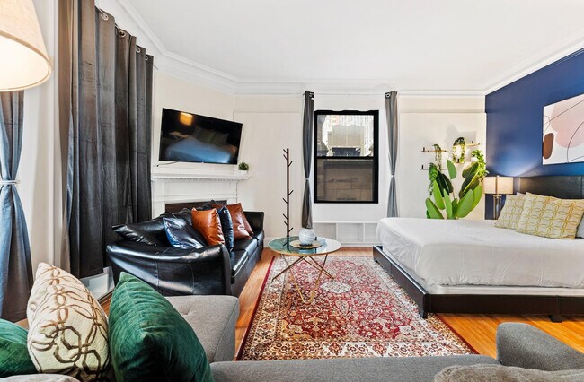 Building Photo - 60-62 Boylston Street-SI ID1240414P