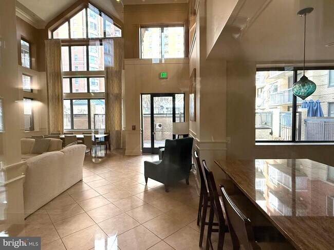 Building Photo - 3830 9th St N