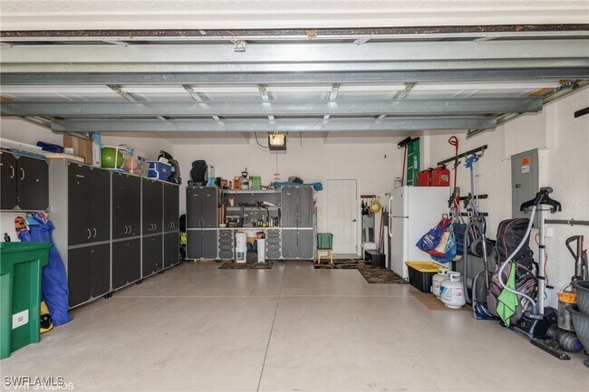 Building Photo - 15864 Delaplata Ln