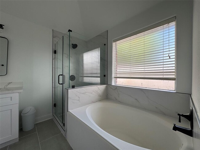 Building Photo - 3265 Jessica Ct