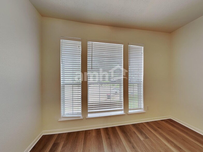 Building Photo - 10611 Alderford Ct