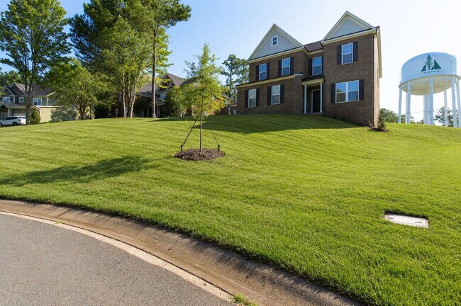 Building Photo - Brand-New 5 Bedroom Lake Shore Home in Tega Cay with Flexible Lease Options