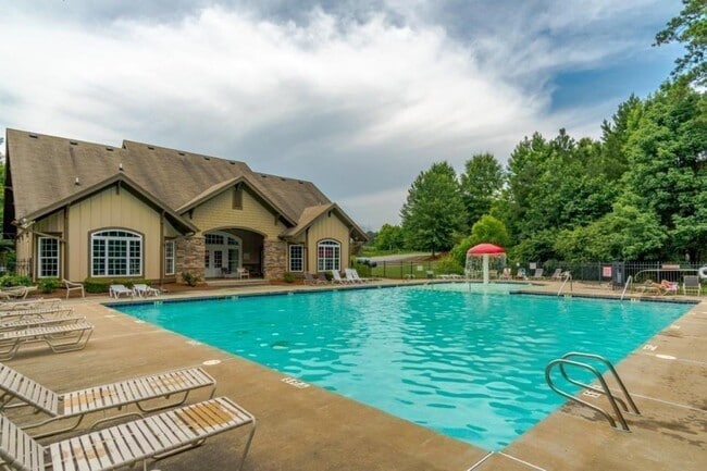 Building Photo - 2028 Ellison Way