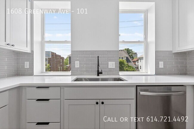 Building Photo - 1608 Greenway Ave