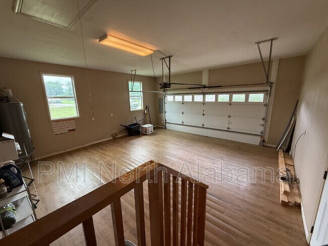 Building Photo - 314 Neal Dr