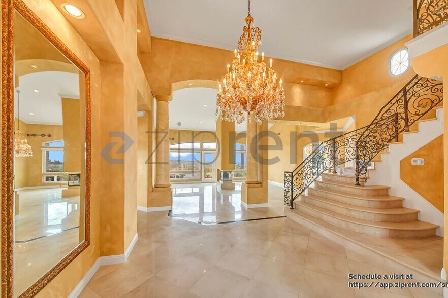 Building Photo - 20 Sierra Vista