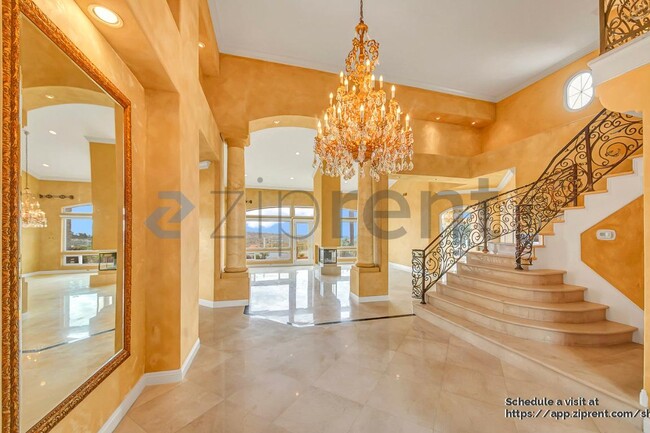 Building Photo - 20 Sierra Vista