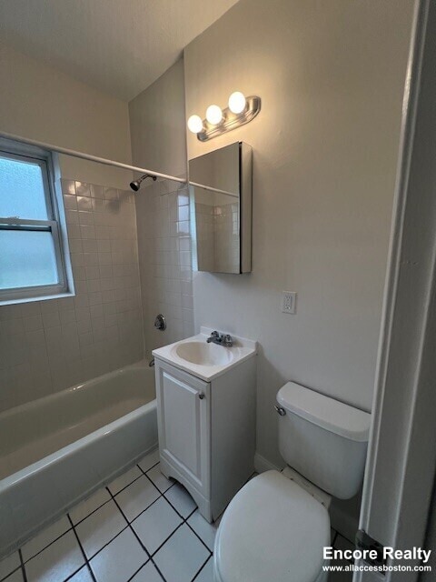 Building Photo - 111 Norway St