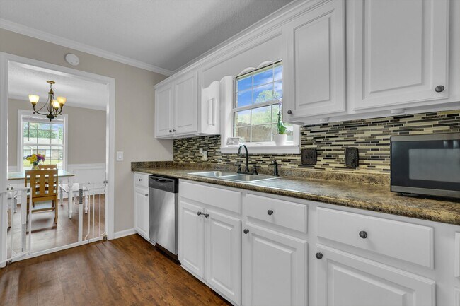 Building Photo - Charming 3-bedroom, 2-Bath Home on a Quiet Cul-de-Sac in Hinesville