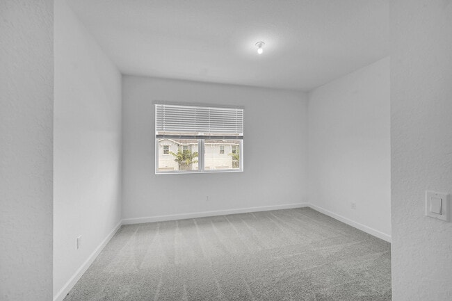 Building Photo - 520 Rivergrass St