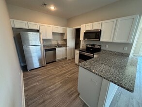 Building Photo - Spacious 3 Bed Home in Valley Center School District Near 53rd & Meridian