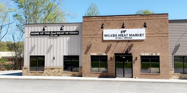 Building Photo - 644 Groover St
