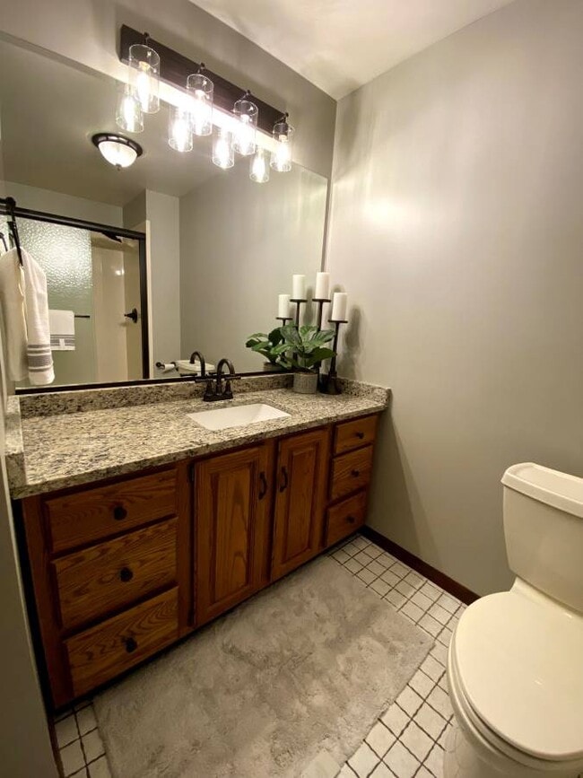 Building Photo - 117 Juniper Drive