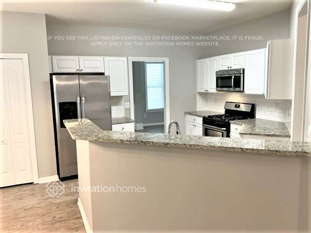 Building Photo - 3643 Aberdeen Way