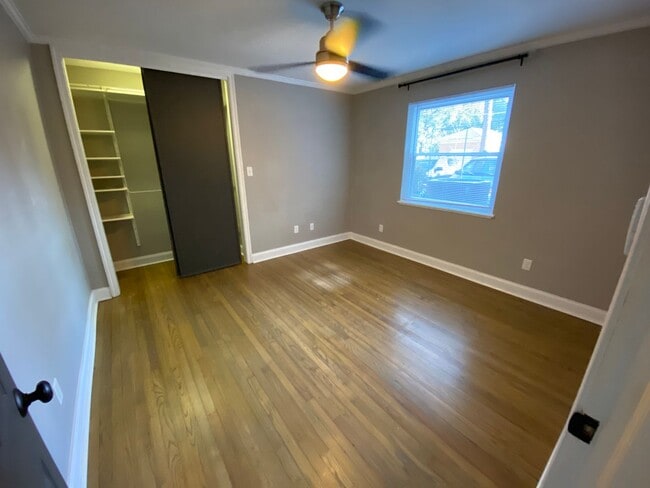 Building Photo - 53 E 66th St