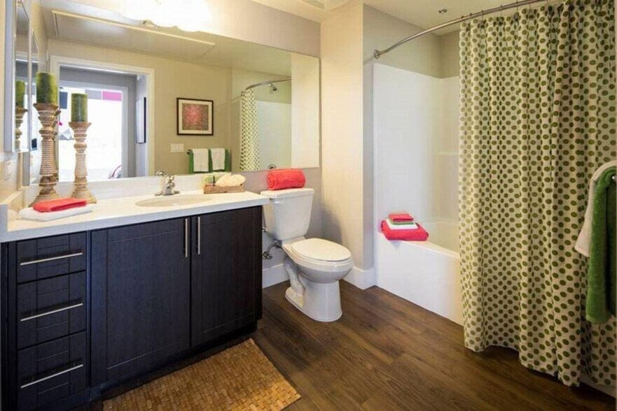 Building Photo - 4855 Ariva Way
