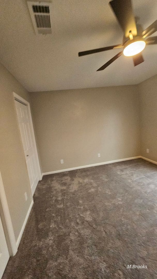 Building Photo - Country living but conveniently located in Kingsgate S/D in North Lowndes County near Moody AFB.