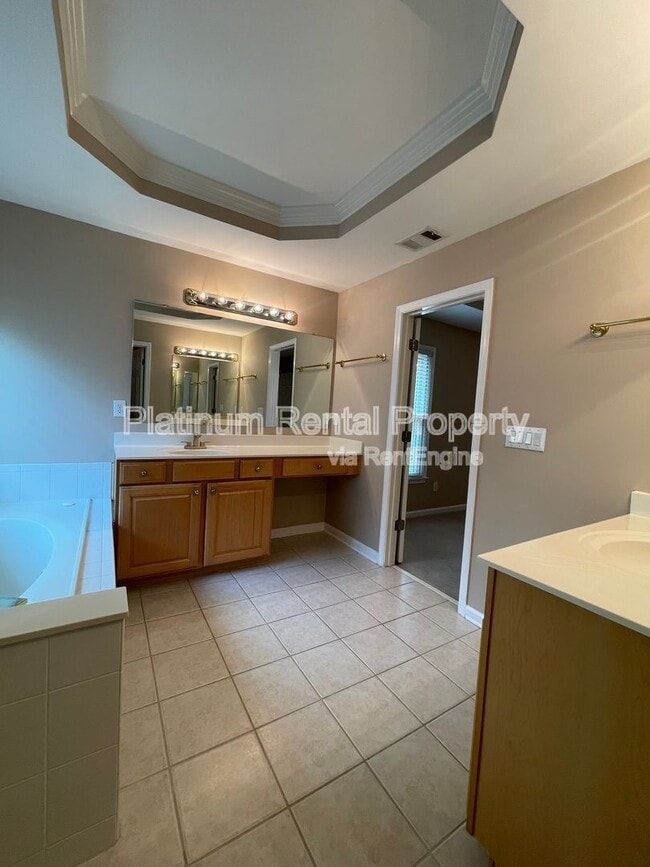 Building Photo - 4916 Durley Ln SE