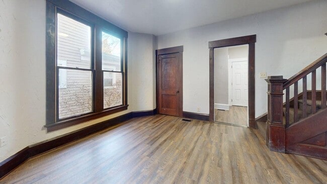 Building Photo - 1145 7th St NW