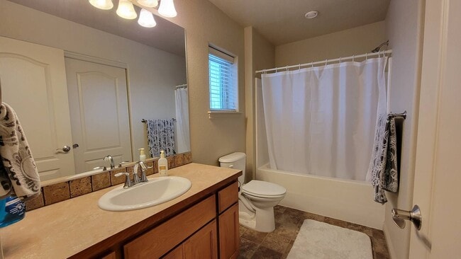 Building Photo - 9406 Majestia Ln