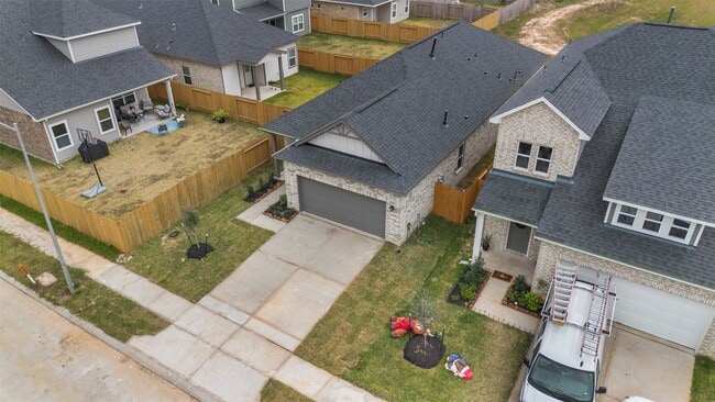 Building Photo - 10249 Badger Run Ln