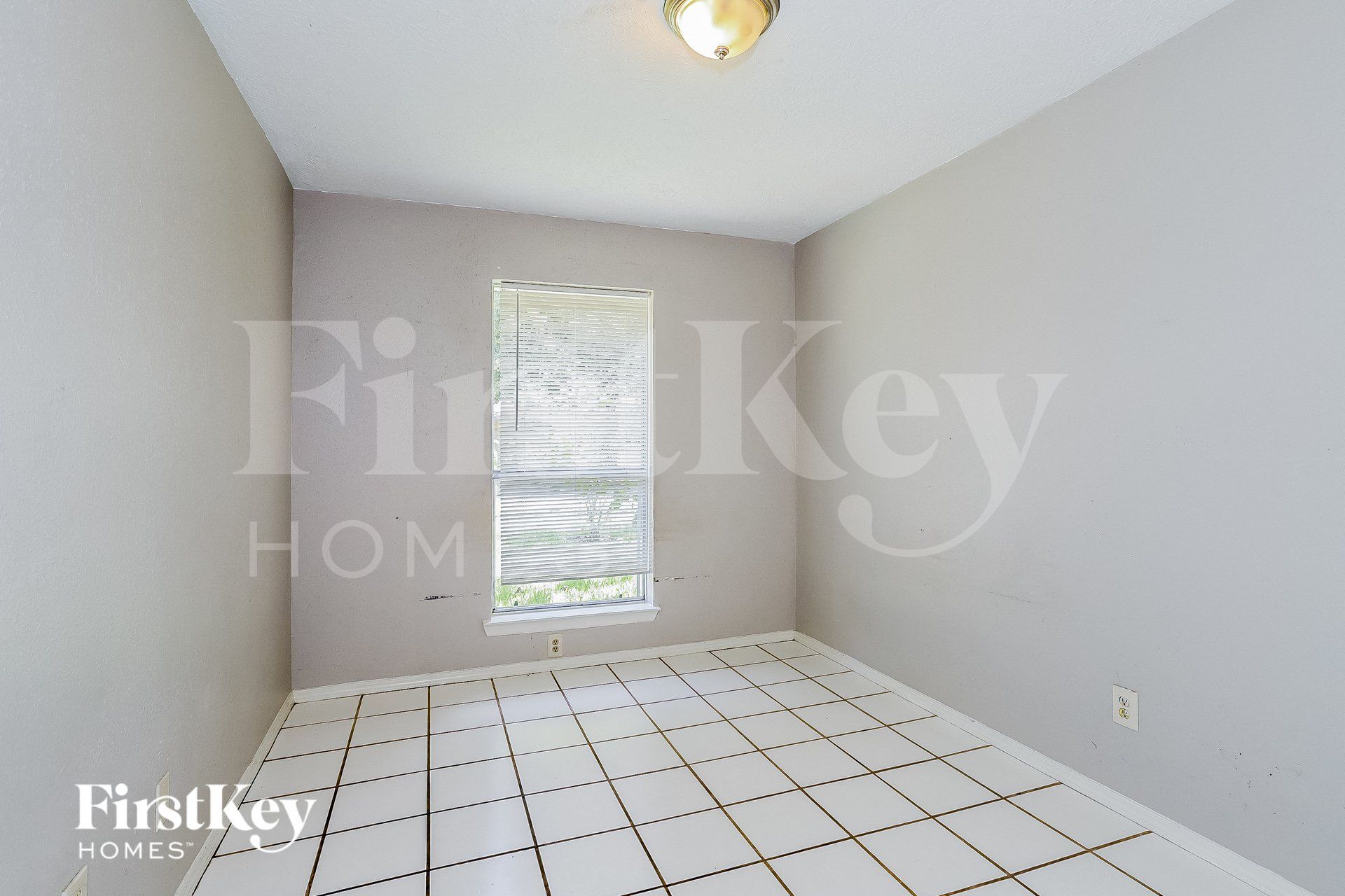 Building Photo - 5903 High Meadow St