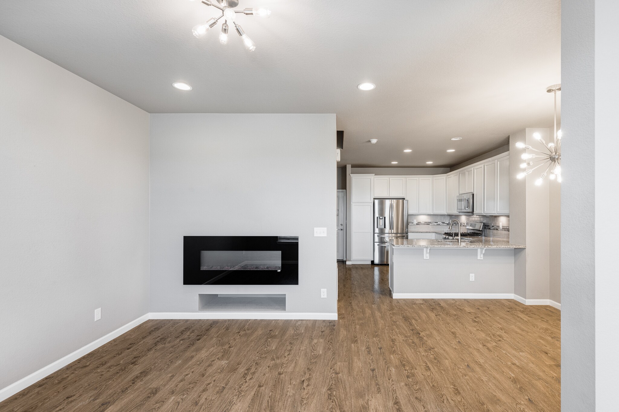 Building Photo - 8920 E Caley Way