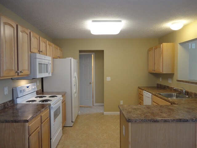 Building Photo - 5299 Appaloosa Cir