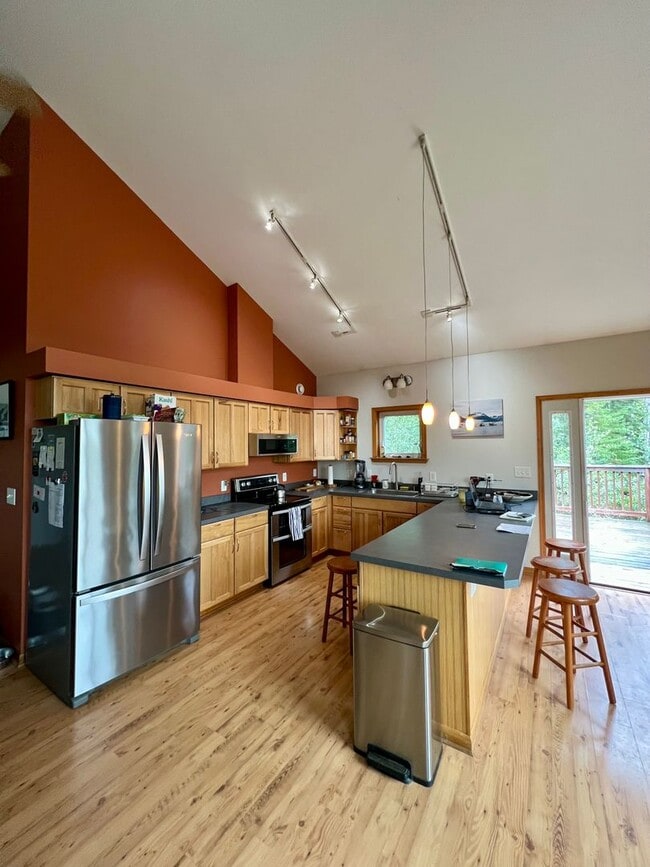 Building Photo - Charming 2-Bedroom Home with Loft on Moose...