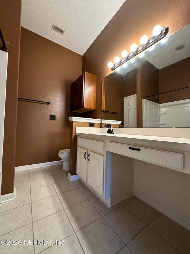 Building Photo - 5880 Sandstone Way