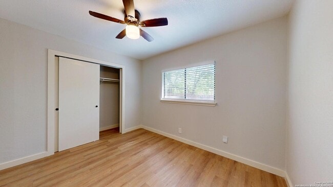 Building Photo - 2211 Muddy Peak Dr