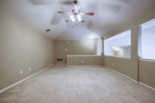 Building Photo - 10091 Summit Run Dr