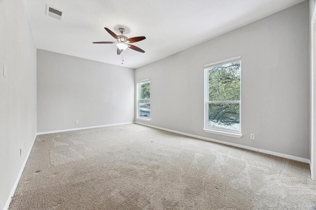 Building Photo - 6600 Valleyside Rd