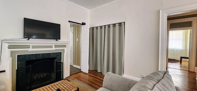 Building Photo - 3135 Montezuma Rd