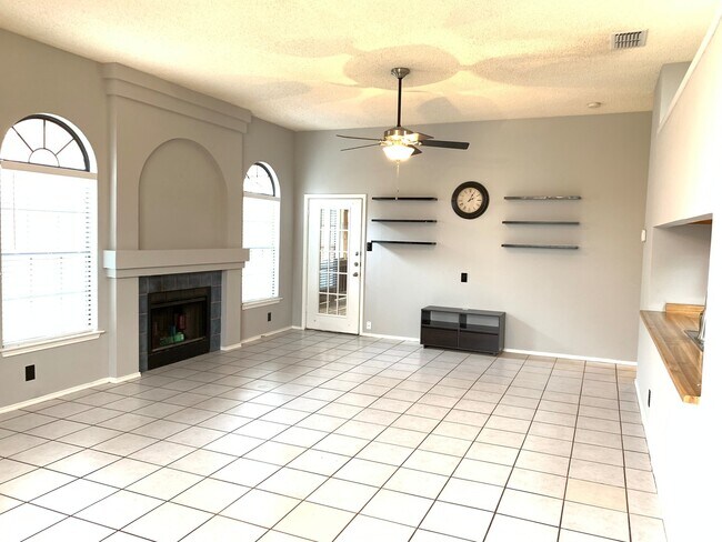 Building Photo - Coming Soon! Hunters Chase